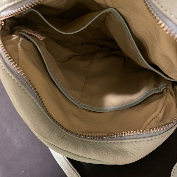 BAGGU Leather Circle Bag - Picture 5 of 6